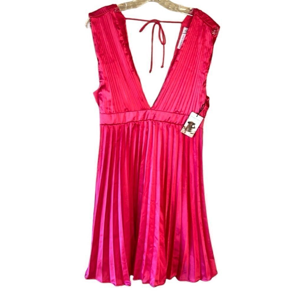 *Sincerely Jules Hot Pink Dress